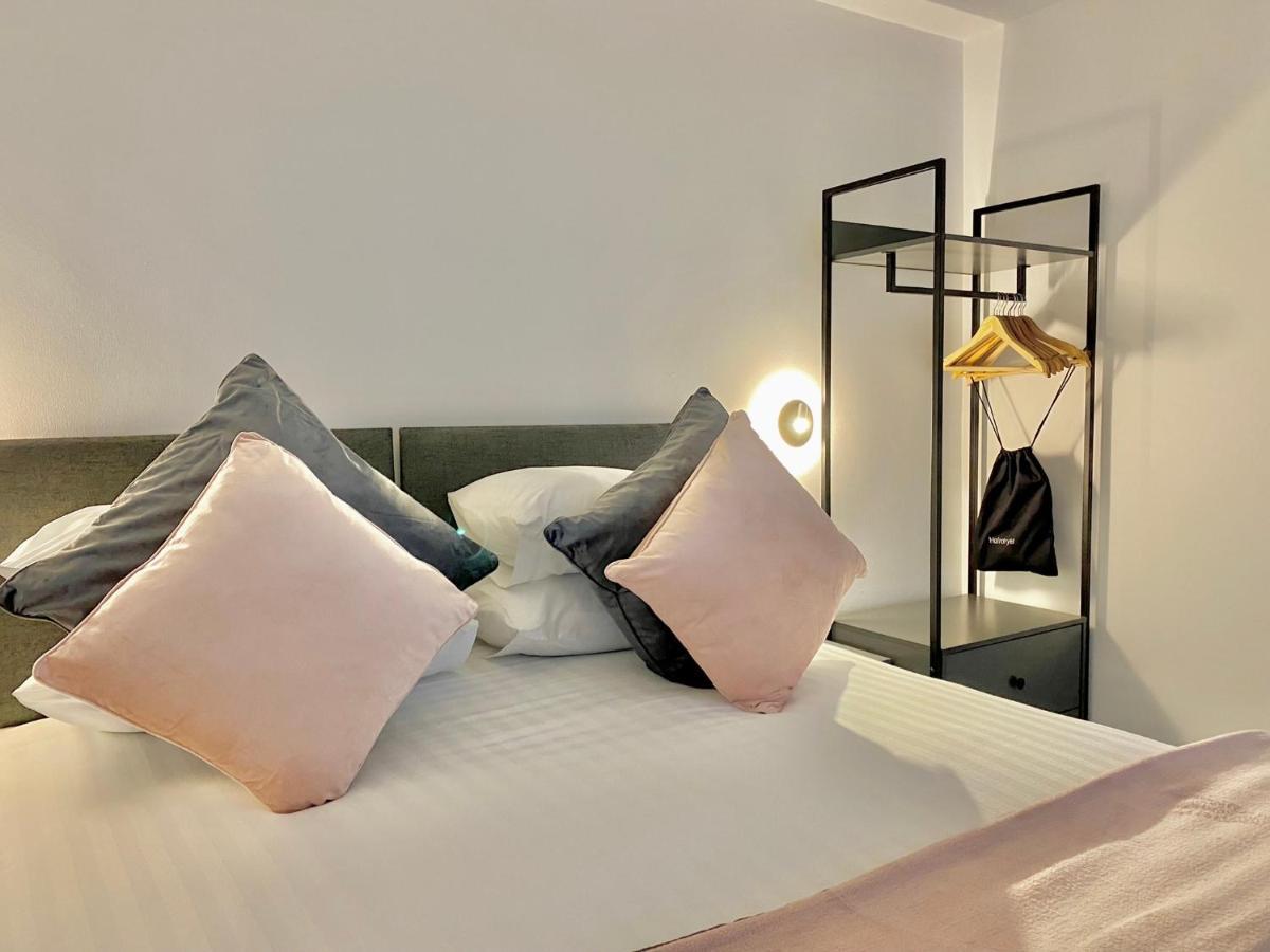 Eden Retreats Serviced Apartments Morecambe Exterior photo
